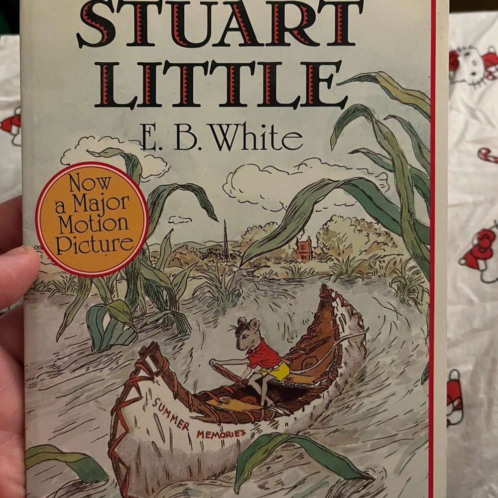Stuart Little by E.B. White - Harper Trophy